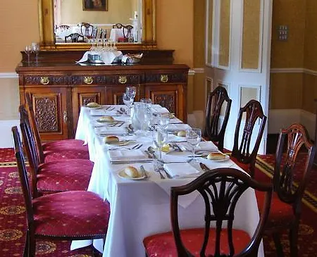 Hackness Grange Wedding Venue בית כפרי *