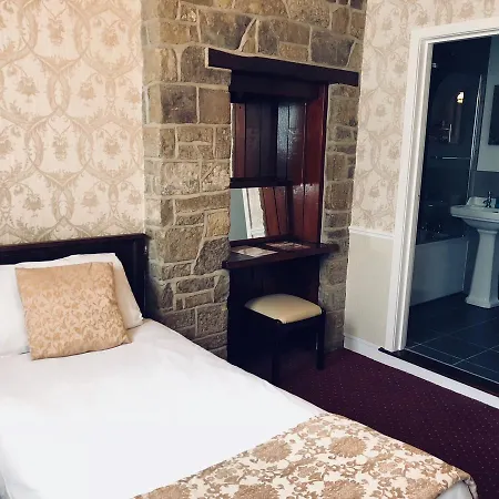 Hackness Grange Wedding Venue * סקארבורו